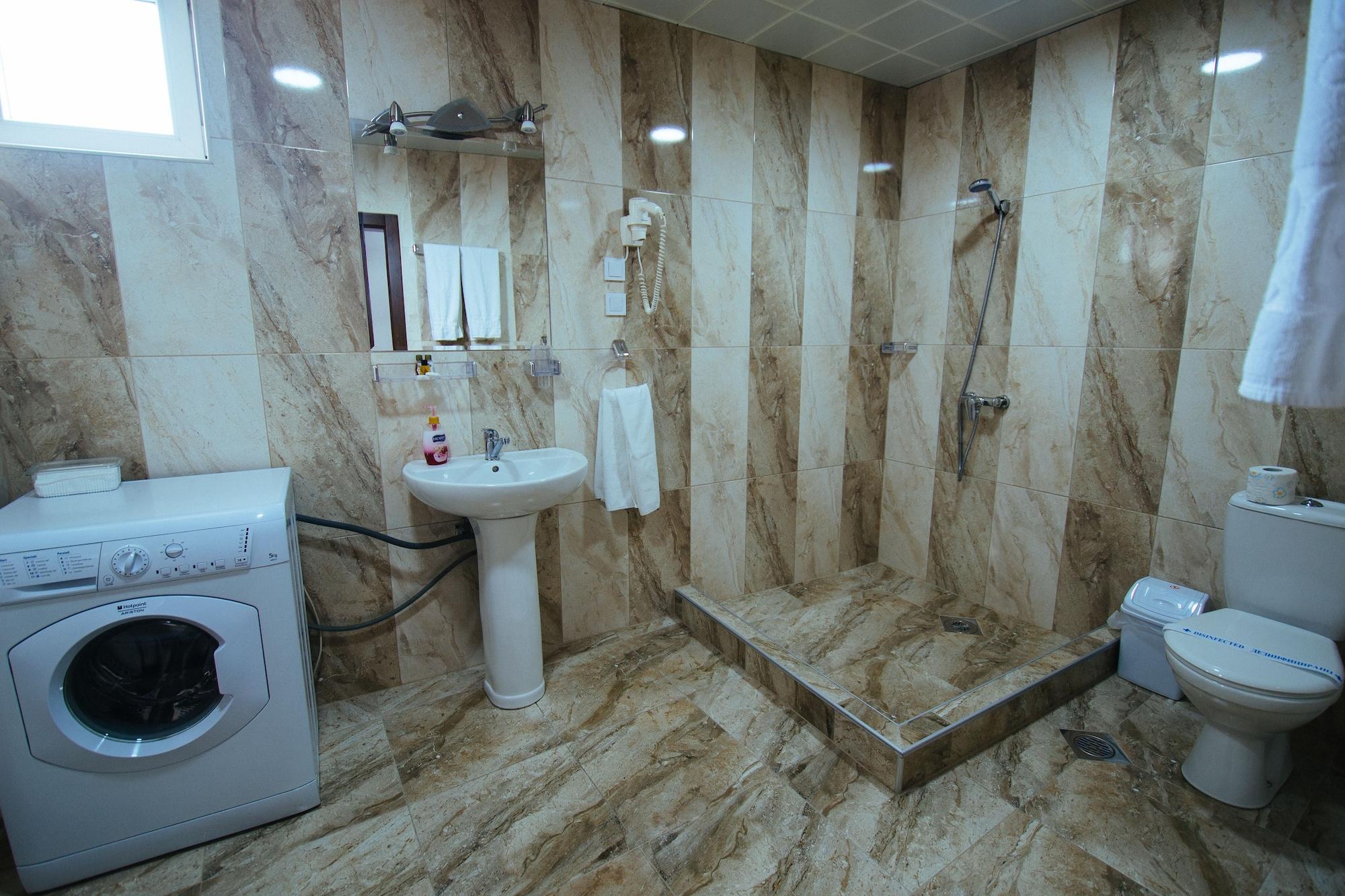 Hotel Kristal Palas Prilep Exterior photo
